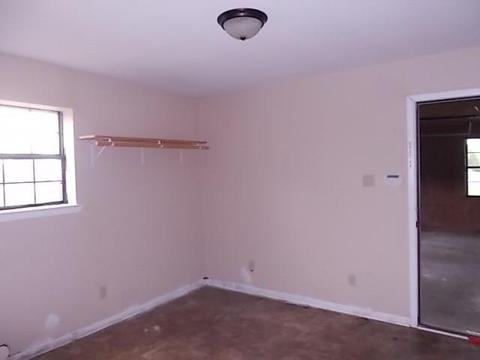 110 Meadowview Ln, Point, TX 75472 photo 9