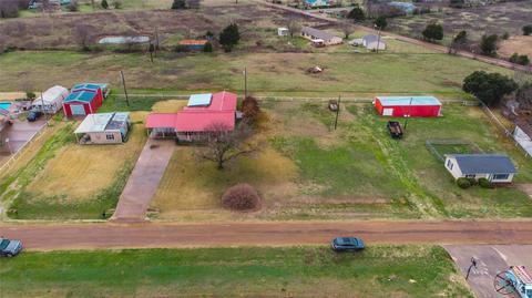 618 Eubank St, Mabank, TX 75147 photo 2