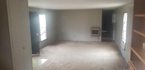 107 W Eagle St, Ector, TX 75439 photo 3