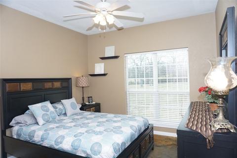 202 Wren, Ector, TX 75439 photo 16