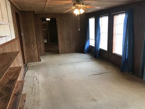 505 E Dempsey, Bryson, TX 76427 photo 10