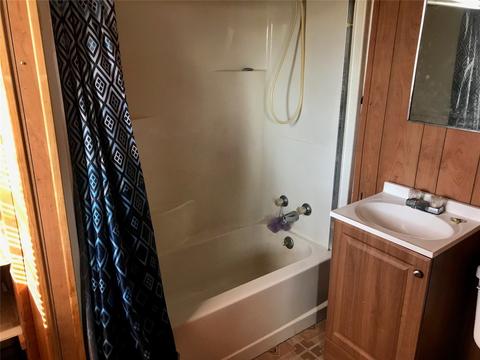 505 E Dempsey, Bryson, TX 76427 photo 8