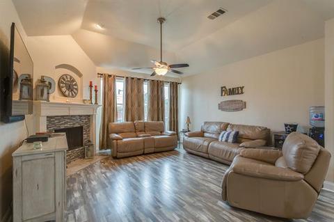 8002 Freeman Dr, Rowlett, TX 75089 photo 10