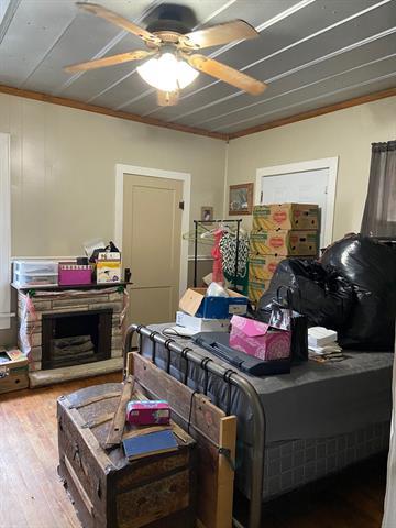 303 E Grand Ave, Comanche, TX 76442 photo 9
