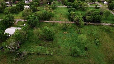 506 2nd St, Point, TX 75472 photo 5