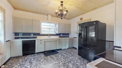110 E Collin St, Leonard, TX 75452 photo 7