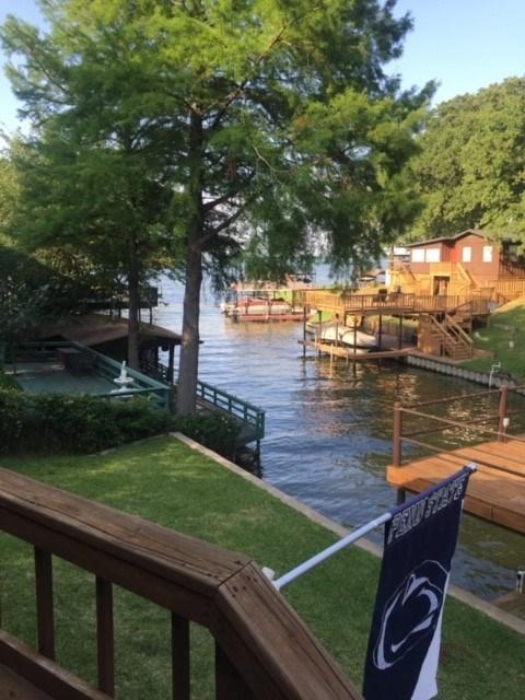 717 Shore Line Dr, Tool, TX 75143 photo 3