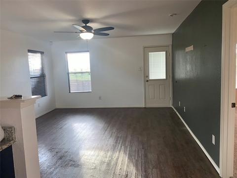 2009 Kickapoo, Heartland, TX 75126 photo 5