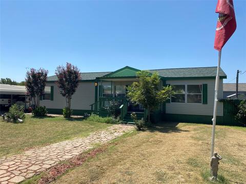 705 Oak Creek Dr, Bangs, TX 76823 photo 1