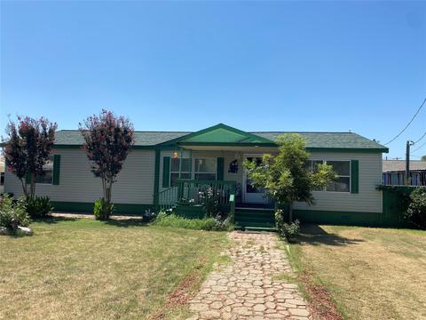 705 Oak Creek Dr, Bangs, TX 76823 photo 2