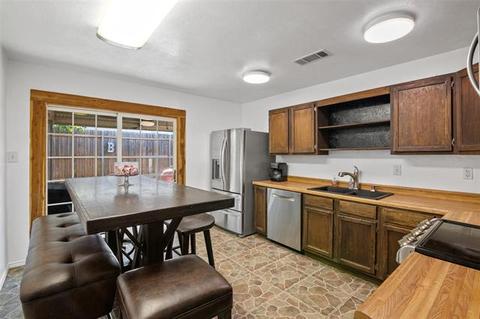 518 Button Dr, Mesquite, TX 75150 photo 4