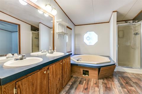 2730 Jones Dr, Tool, TX 75143 photo 7