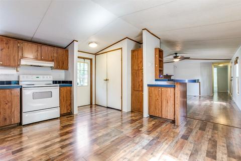 2730 Jones Dr, Tool, TX 75143 photo 5