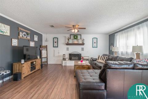 211 Crescent Dr, Early, TX 76802 photo 9