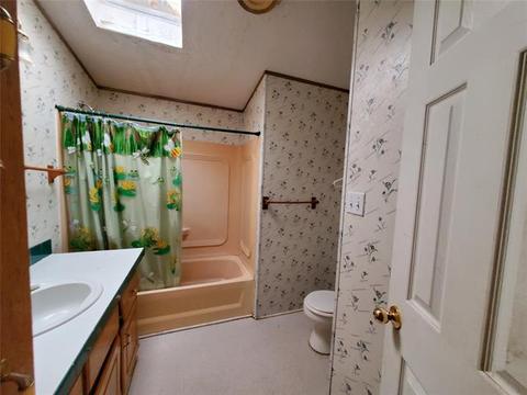433 Bryan Rd, Sunset, TX 76270 photo 11