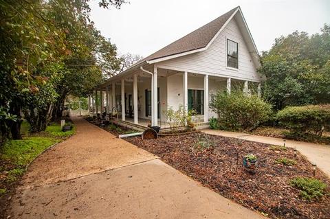 232 Club Cir East Tawakoni Tx 75472 30 Photos Mls 14504276 Movoto