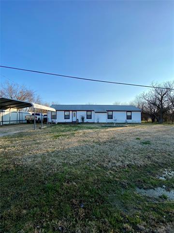 621 W Hackley St, Perrin, TX 76486 photo 2