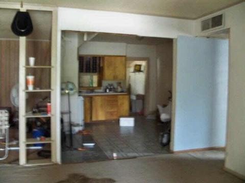 601 E 6th St, Coleman, TX 76834 photo 3