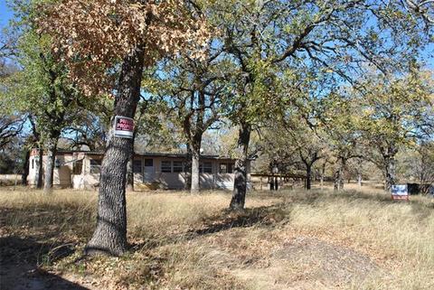 240 Circle Dr, Comanche, TX 76442 photo 7