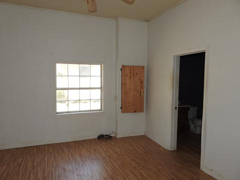 111 N Magnolia St, Plain Dealing, LA 71064 photo 6