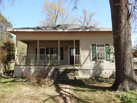 111 N Magnolia St, Plain Dealing, LA 71064 photo 1