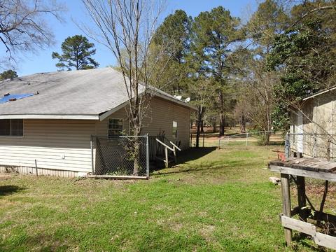 111 N Magnolia St, Plain Dealing, LA 71064 photo 13