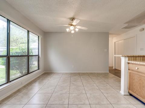 2919 Post Oak Dr, Euless, TX 76039 photo 14