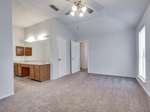 2919 Post Oak Dr, Euless, TX 76039 photo 15