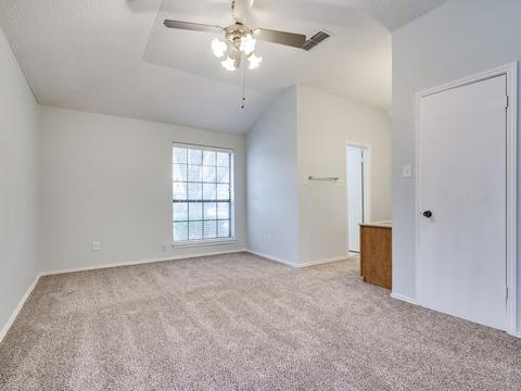 2919 Post Oak Dr, Euless, TX 76039 photo 17