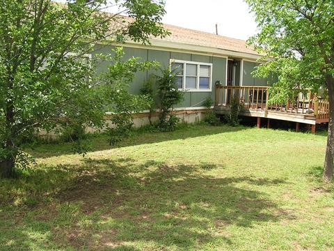 108 Crest Dr, Tye, TX 79563 photo 30