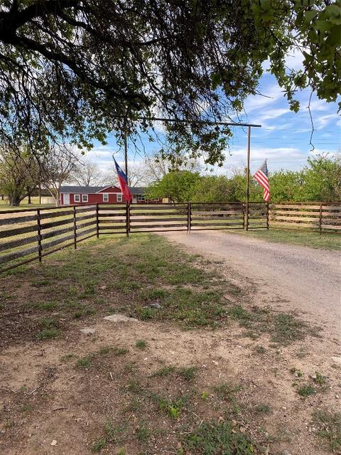 5866 County Road 252, Clyde, TX 79510 photo 2