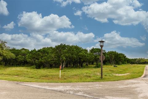 8001 Scotscraig Dr, Cleburne, TX 76033