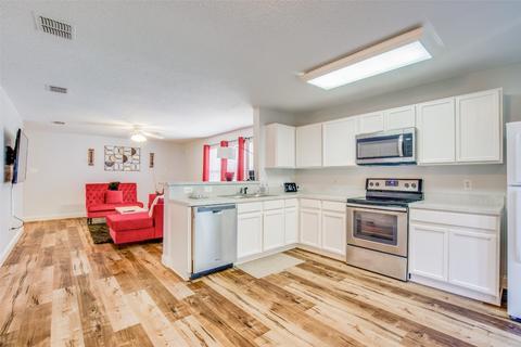1004 Hampton Dr, Forney, TX 75126 photo 9