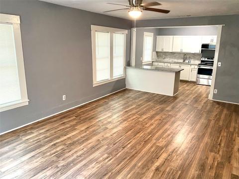 809 E 10th St, Kemp, TX 75143 photo 3