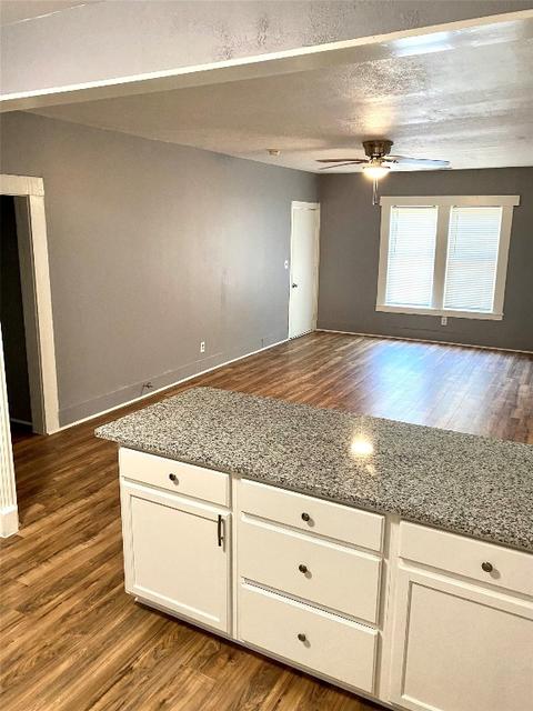 809 E 10th St, Kemp, TX 75143 photo 4