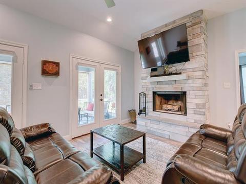 409 Lide Ln, Tool, TX 75143 photo 5