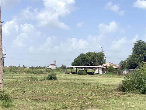 105 N 4th St, Haskell, TX 79521 photo 4