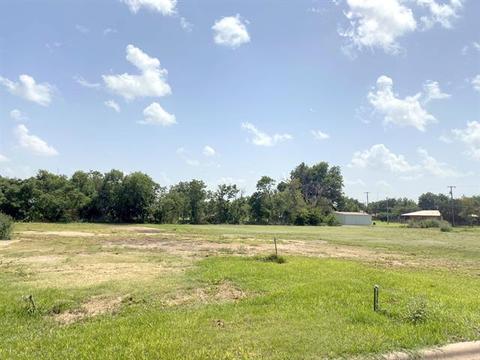 105 N 4th St, Haskell, TX 79521 photo 2