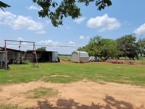 2050 Fm 586, Bangs, TX 76823 photo 31