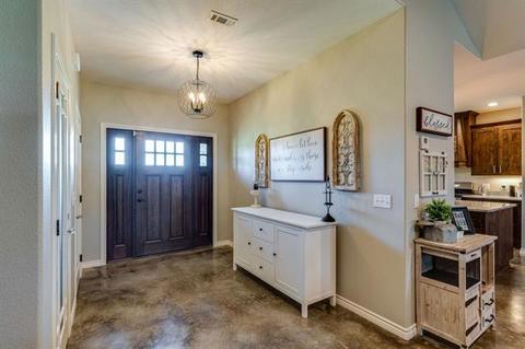 108 Wren, Ector, TX 75439 photo 6
