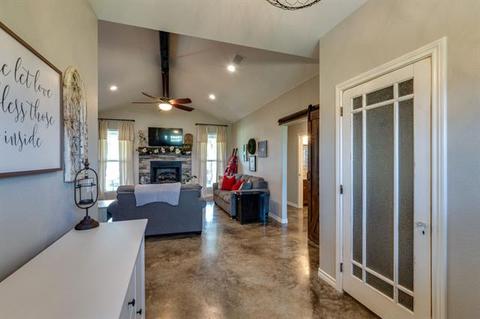 108 Wren, Ector, TX 75439 photo 7
