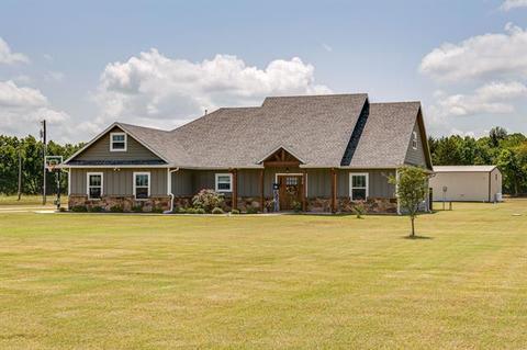 108 Wren, Ector, TX 75439 photo 1