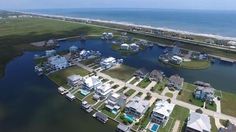 4323 S Sunset Bay, Galveston, TX 77554