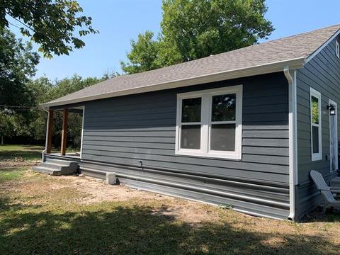 1206 E High St, Terrell, TX 75160 photo 1