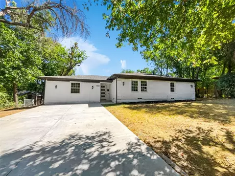 830 Valley View Dr, Grand Prairie, TX 75050