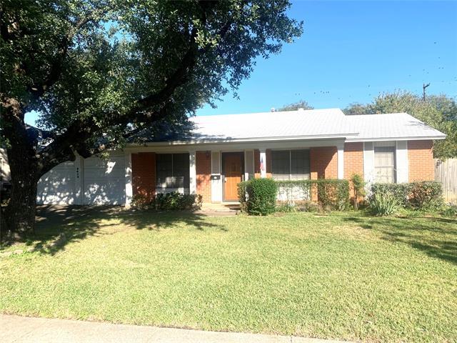 2413 Syracuse Dr, Irving, TX 75062 | 1 photo | MLS ...