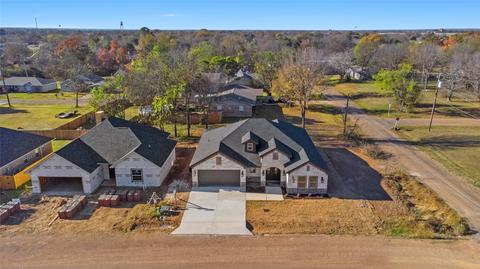 100 E Bexar St, Mabank, TX 75147 photo 1