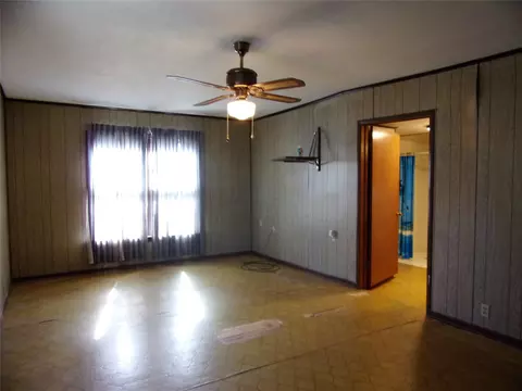 206 E Dry St, San Saba, TX 76877 photo 12