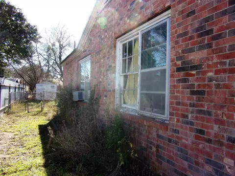 206 E Dry St, San Saba, TX 76877 photo 26