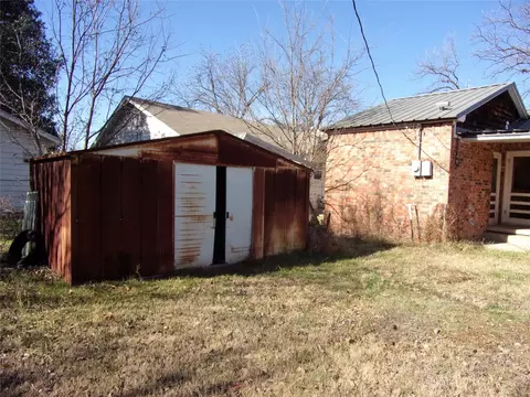 206 E Dry St, San Saba, TX 76877 photo 17